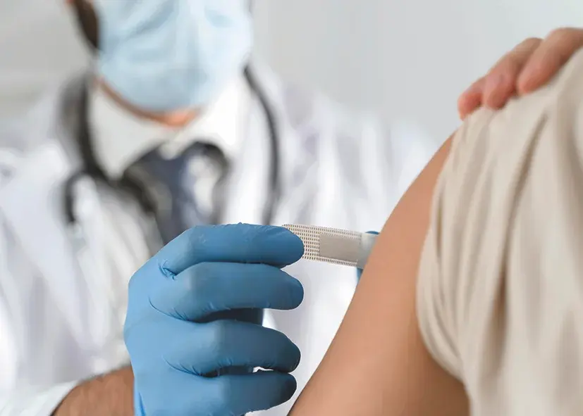 Pansement spécial injection