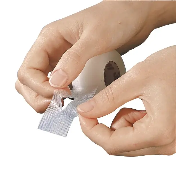 Sparadrap plastique microperforé 3M Transpore